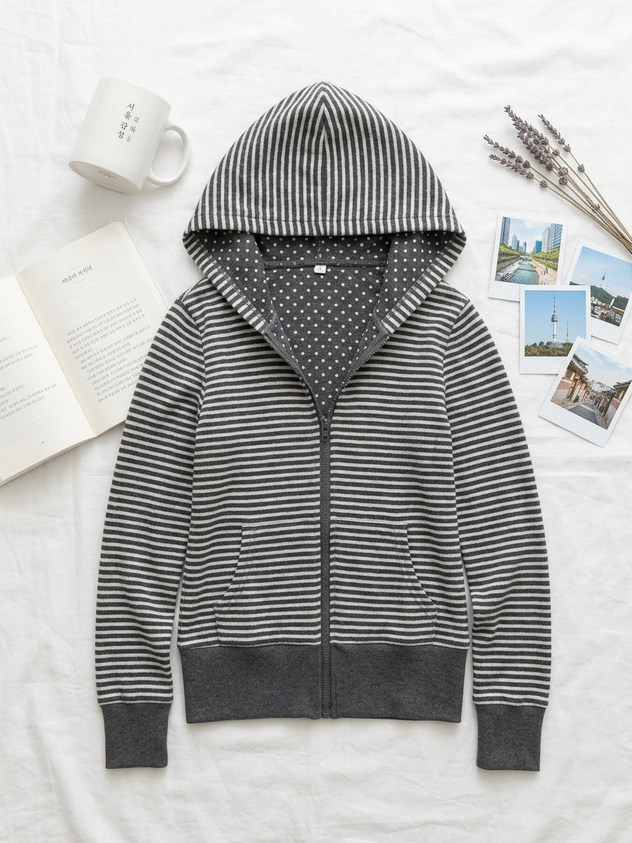 Chaqueta K-Fashion a Rayas con Capucha de Lunares